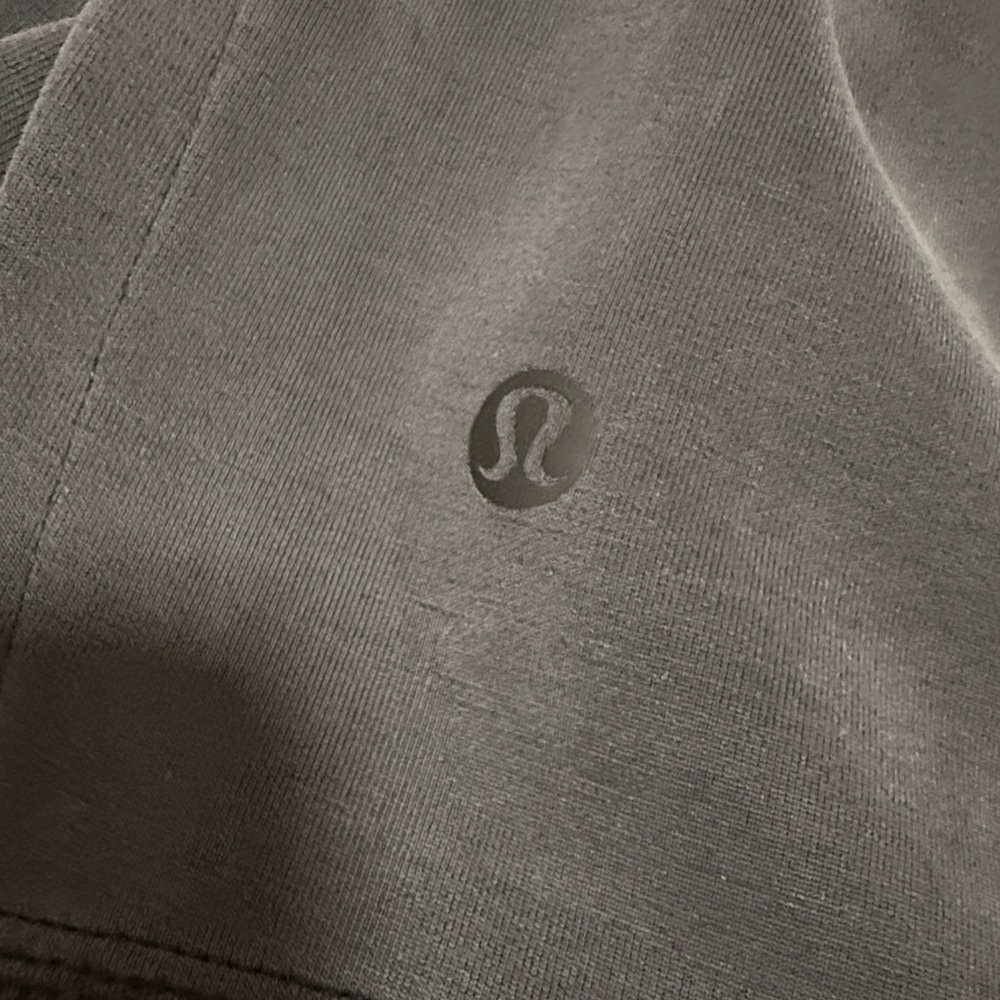 lululemon athletica Softstreme Charcoal Turtleneck Pullover - Picture 8 of 8